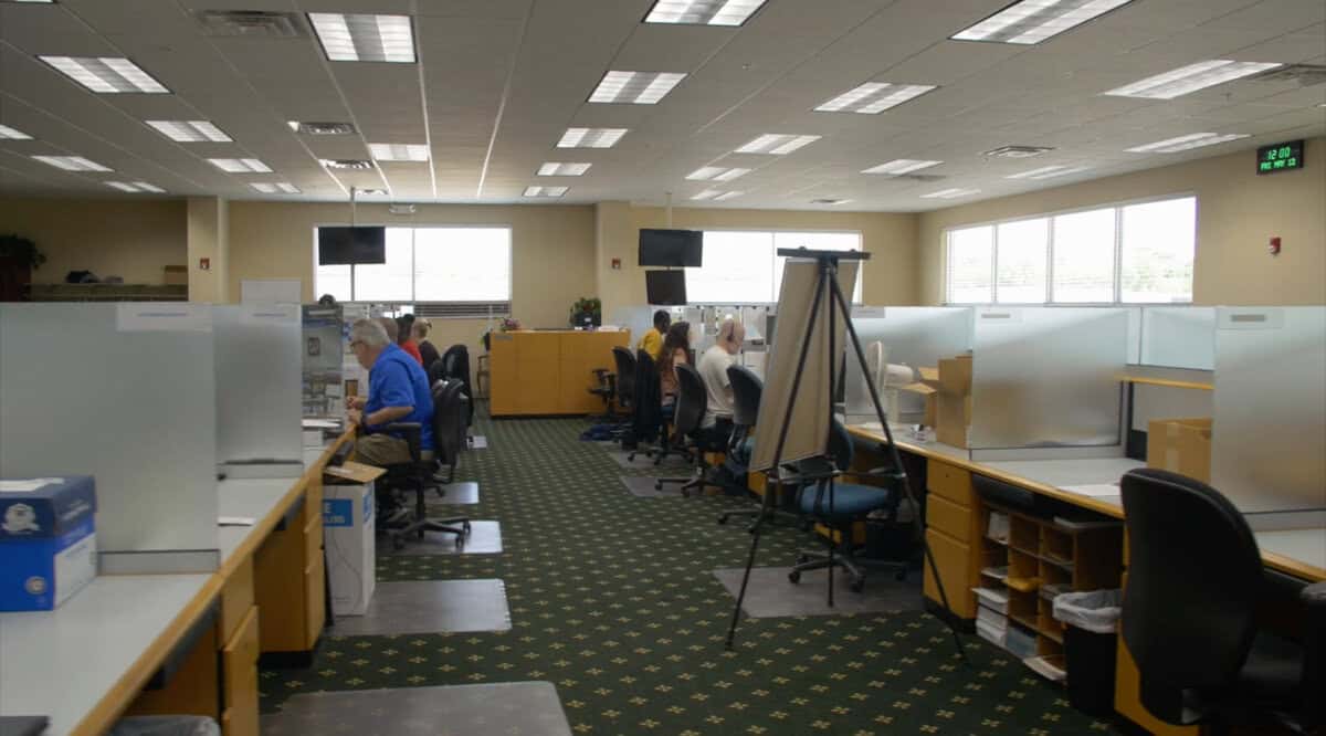 8 Crucial Call Center KPIs to Boost Customer Service Quality