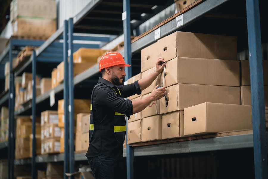 How E-Commerce Shippers Can Calculate Dimensional Weight to Reduce Shipping Costs