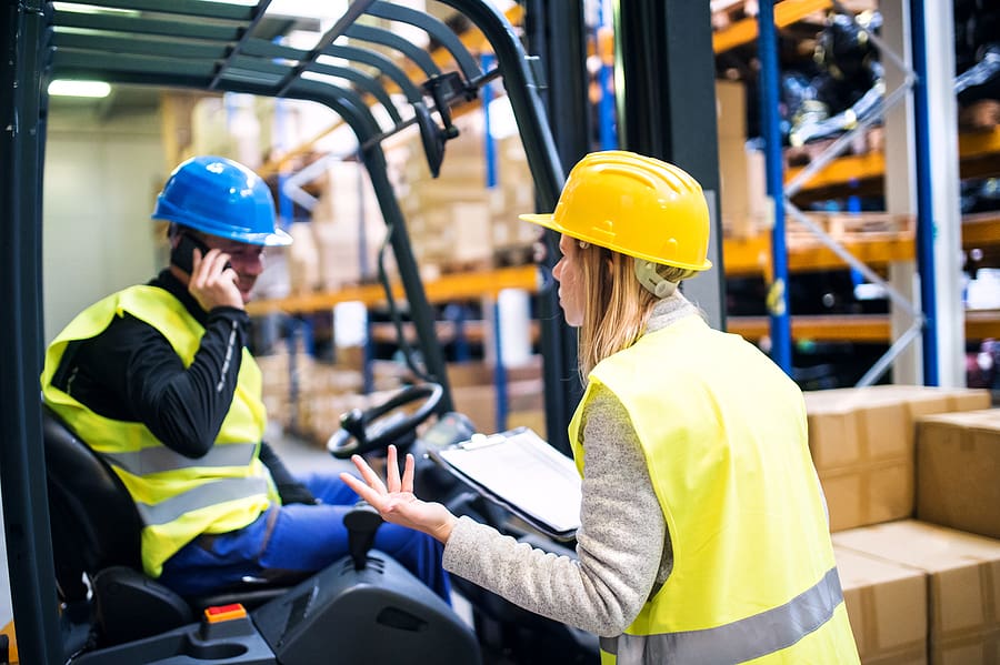 Warehousing and Distribution: How Distribution Centers Differ From Warehouses