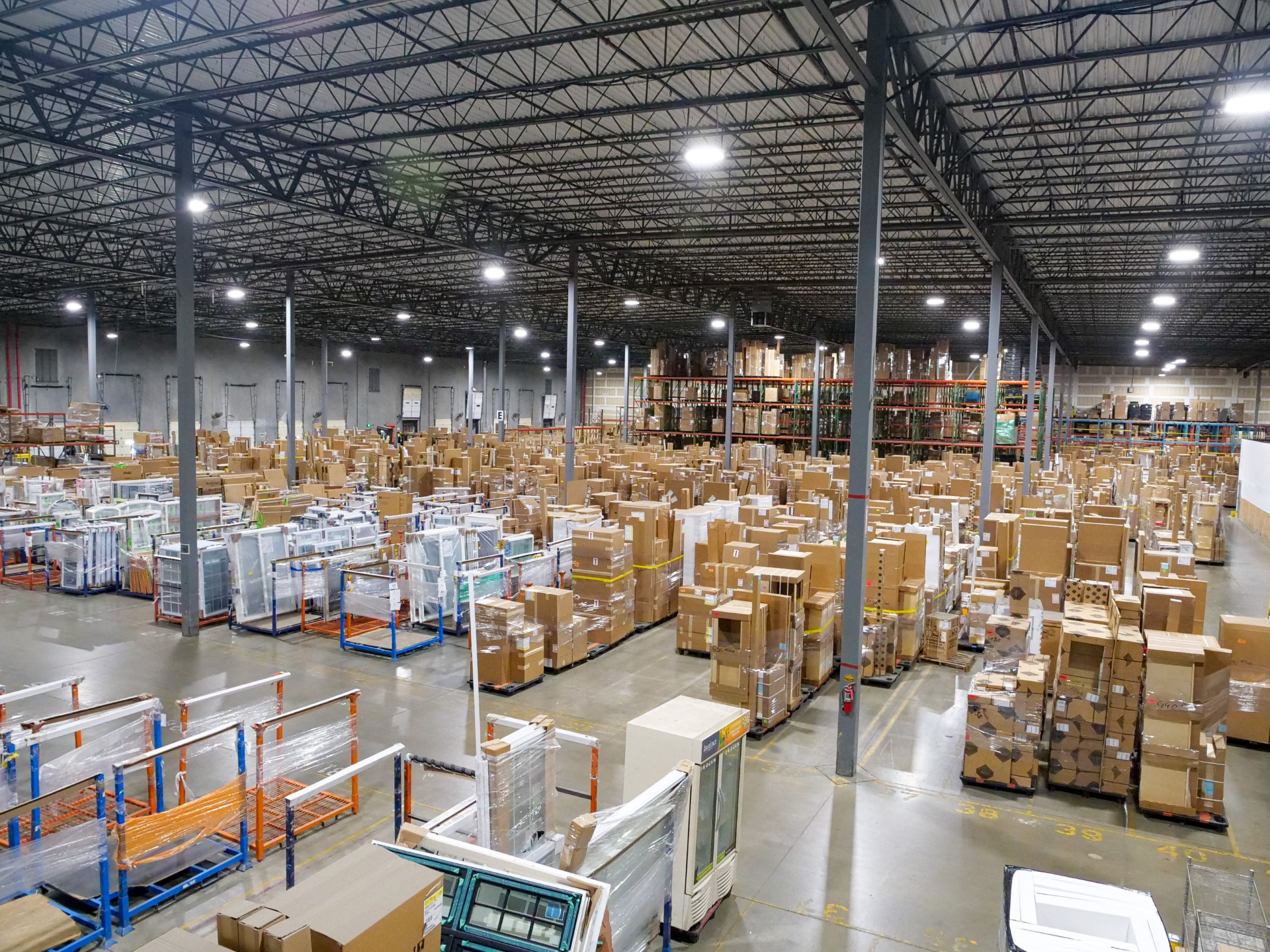 Nationwide Last-Mile Delivery and Warehousing Specialist