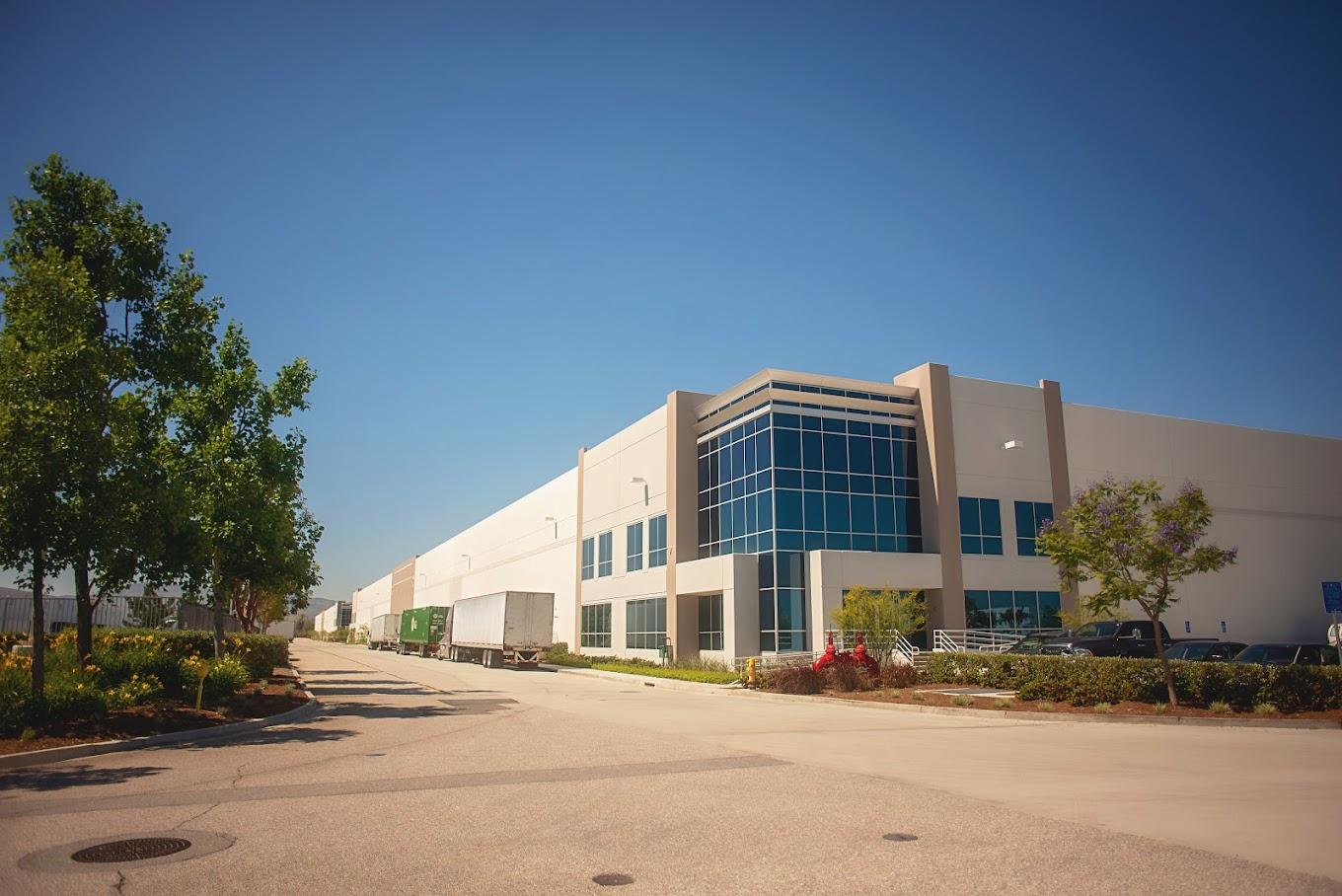 Veteran-Led 3PL with Tailored Solutions for Retail Compliance and Flexibility