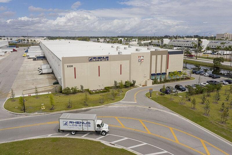 Global Supply Chain Specialist with Custom Solutions for Diverse Industries